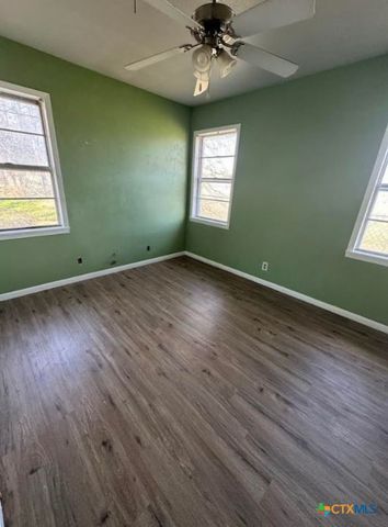 3002 Glenwood Drive, Temple, TX 76502