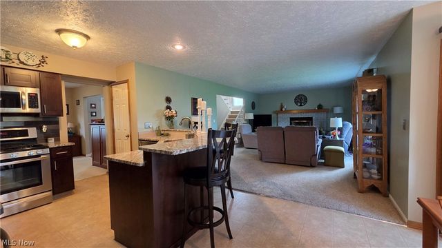 19694 Summer Place Drive, Strongsville, OH 44136