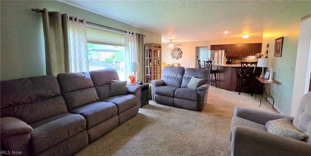 19694 Summer Place Drive, Strongsville, OH 44136