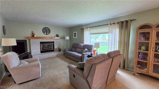 19694 Summer Place Drive, Strongsville, OH 44136