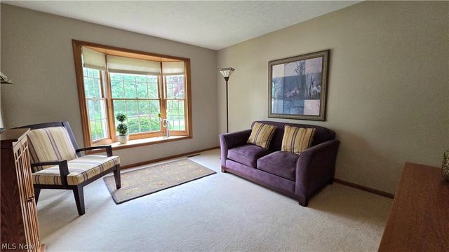 19694 Summer Place Drive, Strongsville, OH 44136