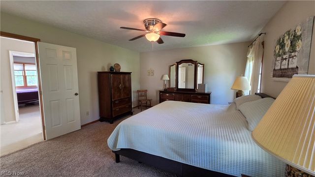 19694 Summer Place Drive, Strongsville, OH 44136