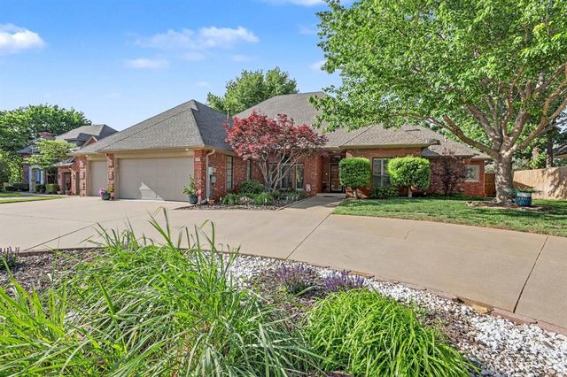 2417 Ashecroft Circle, Edmond, OK 73034
