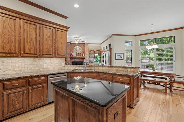 2417 Ashecroft Circle, Edmond, OK 73034