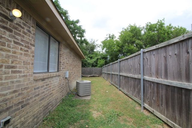 12027 Leisure Way 12029, Dallas, TX 75243