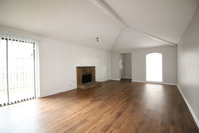 12027 Leisure Way 12029, Dallas, TX 75243