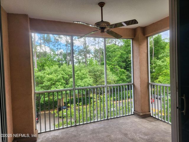 8601 BEACH Boulevard 310, Jacksonville, FL 32216