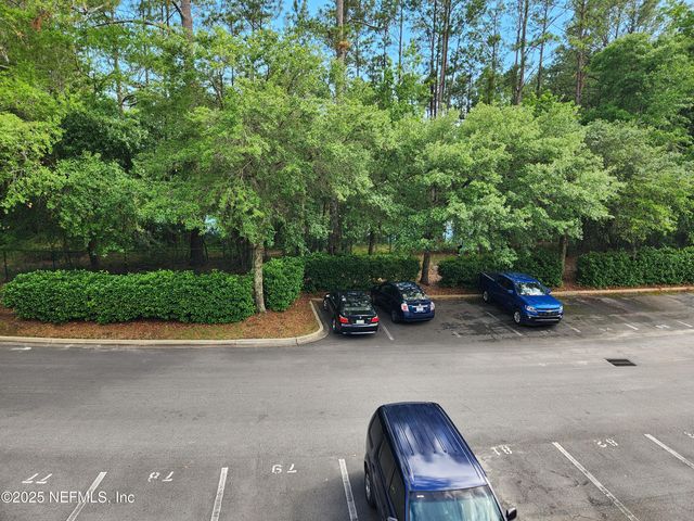 8601 BEACH Boulevard 310, Jacksonville, FL 32216