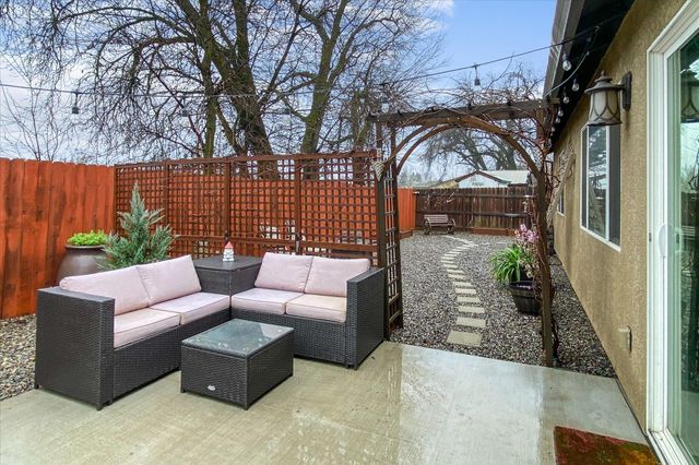 3535 Cazadero Way, Anderson, CA 96007