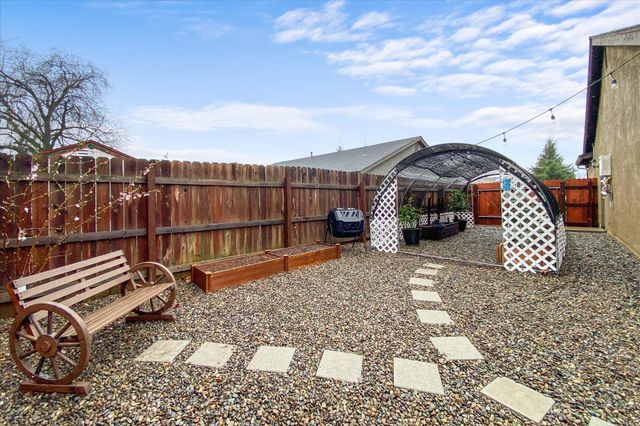 3535 Cazadero Way, Anderson, CA 96007