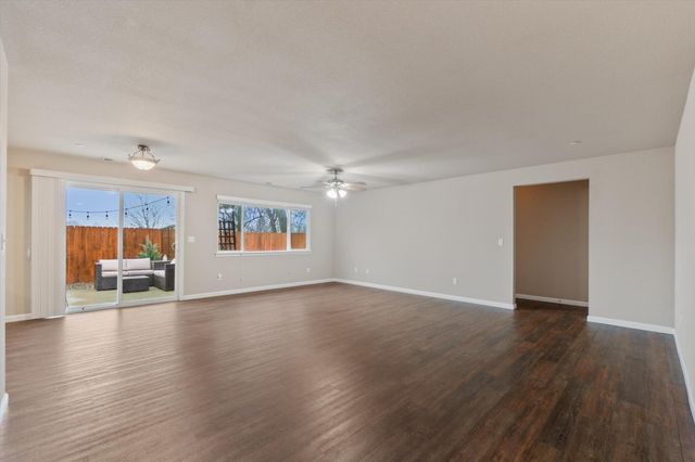 3535 Cazadero Way, Anderson, CA 96007