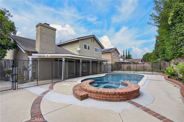 1724 Hilliard Avenue, Simi Valley, CA 93063