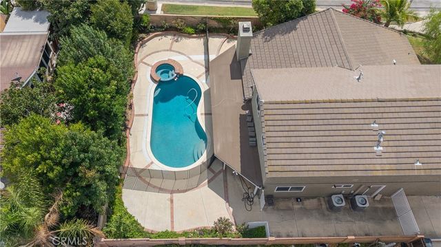 1724 Hilliard Avenue, Simi Valley, CA 93063