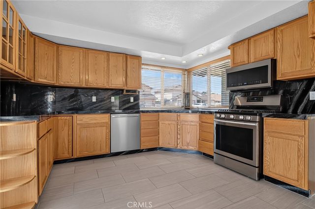 1724 Hilliard Avenue, Simi Valley, CA 93063