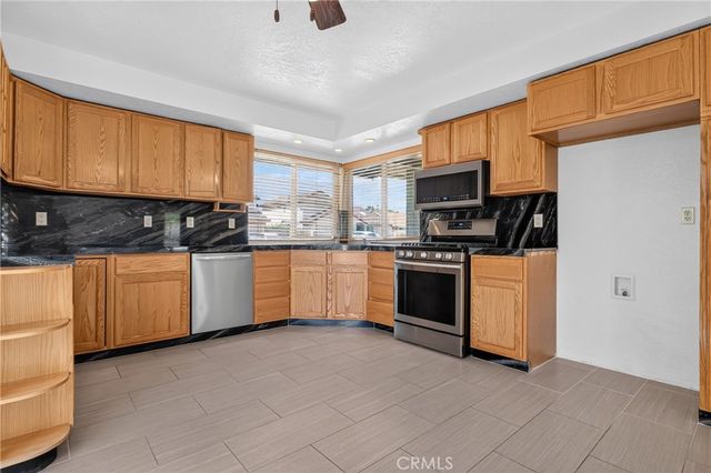 1724 Hilliard Avenue, Simi Valley, CA 93063
