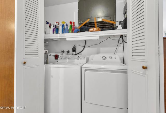 32C Yorkshire Court, Manchester, NJ 08759