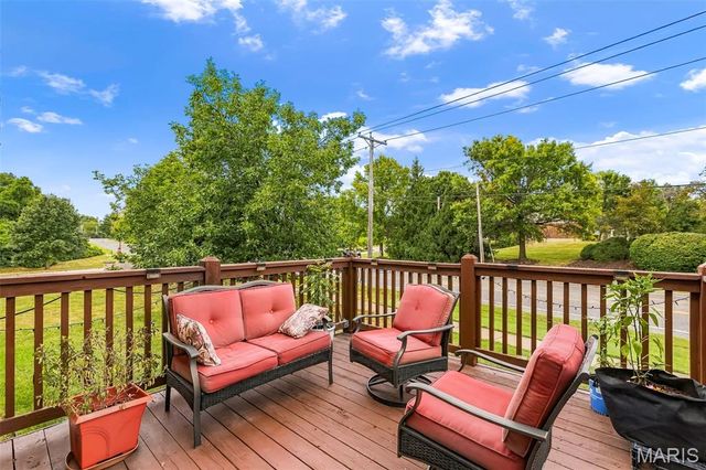 10 Ashbury Crossing Court, Florissant, MO 63034