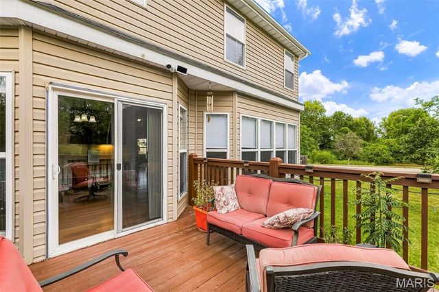 10 Ashbury Crossing Court, Florissant, MO 63034