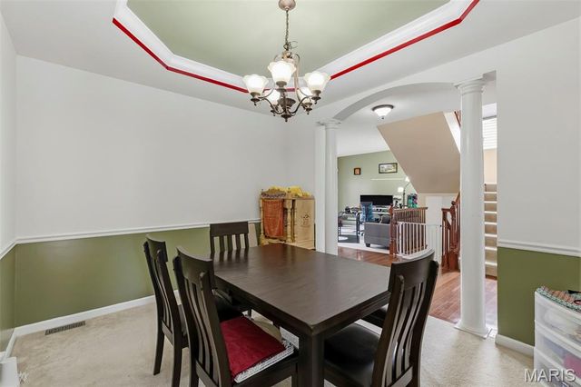 10 Ashbury Crossing Court, Florissant, MO 63034