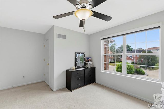 10 Ashbury Crossing Court, Florissant, MO 63034
