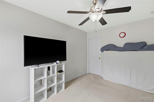 10 Ashbury Crossing Court, Florissant, MO 63034