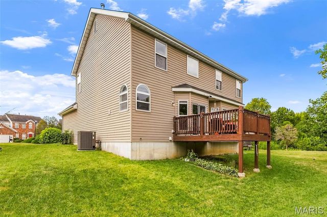 10 Ashbury Crossing Court, Florissant, MO 63034
