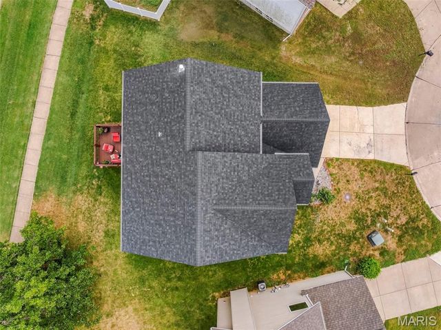 10 Ashbury Crossing Court, Florissant, MO 63034