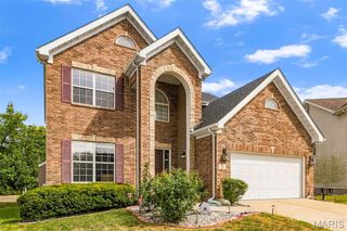 10 Ashbury Crossing Court, Florissant, MO 63034