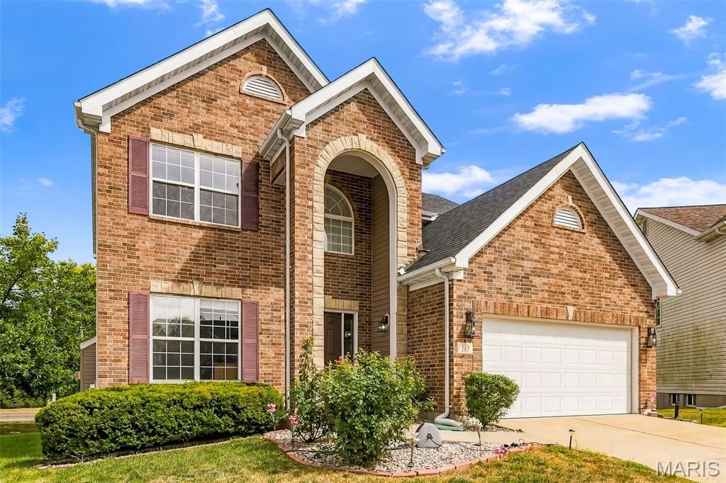 10 Ashbury Crossing Court, Florissant, MO 63034