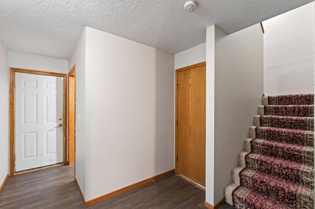 2321 Lyndale Avenue N, Minneapolis, MN 55411