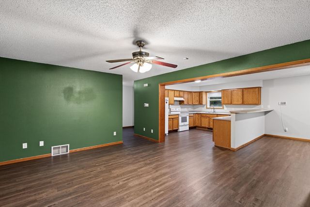 2321 Lyndale Avenue N, Minneapolis, MN 55411