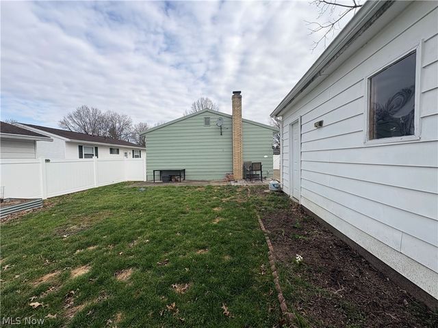 492 Franklin Avenue, Cuyahoga Falls, OH 44221