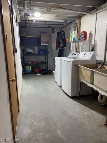 492 Franklin Avenue, Cuyahoga Falls, OH 44221