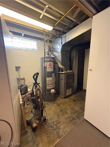 492 Franklin Avenue, Cuyahoga Falls, OH 44221