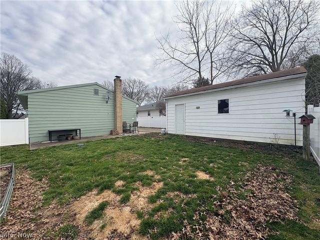 492 Franklin Avenue, Cuyahoga Falls, OH 44221