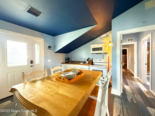 973 N Harbor City Boulevard, Melbourne, FL 32935