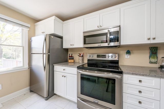 42 Oak Glen 42, Yarmouth, MA 02675