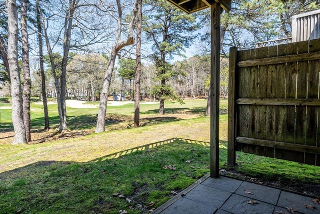 42 Oak Glen 42, Yarmouth, MA 02675