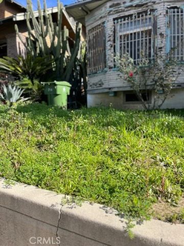 714 E Kensington Road, Los Angeles, CA 90026