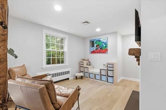 8 Wheelock Road, Wayland, MA 01778