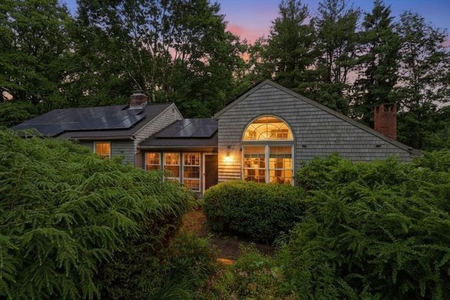 8 Wheelock Road, Wayland, MA 01778