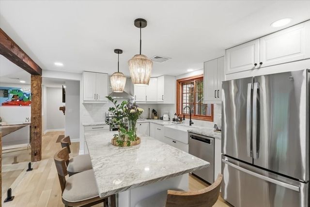 8 Wheelock Road, Wayland, MA 01778