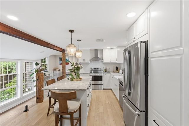 8 Wheelock Road, Wayland, MA 01778