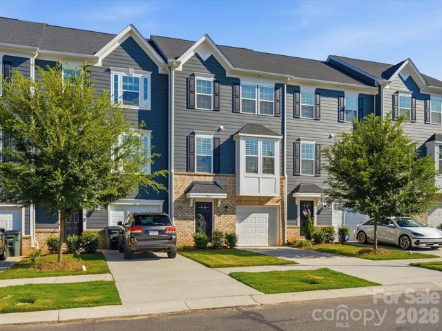 4014 Edenborn Lane, Charlotte, NC 28208