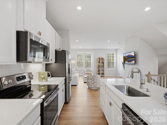4014 Edenborn Lane, Charlotte, NC 28208
