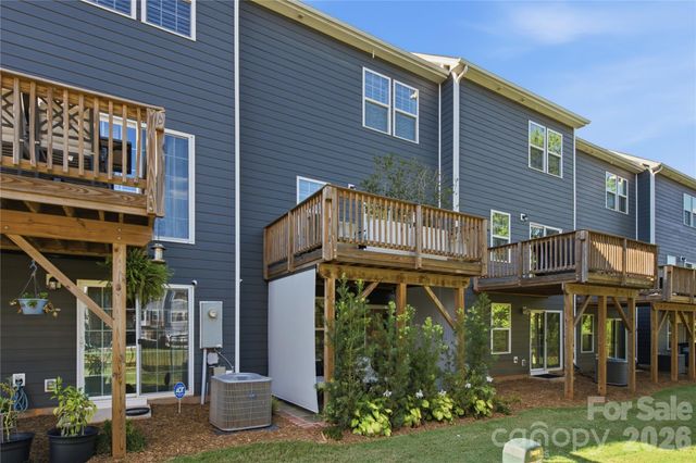 4014 Edenborn Lane, Charlotte, NC 28208