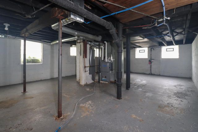 2820 N Palmer STREET, Milwaukee, WI 53212