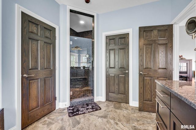 216 HIDDEN BROOK Drive, Groveland, IL 61535