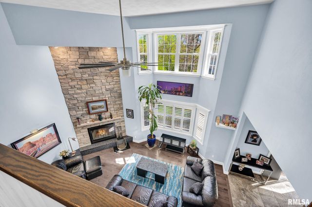 216 HIDDEN BROOK Drive, Groveland, IL 61535