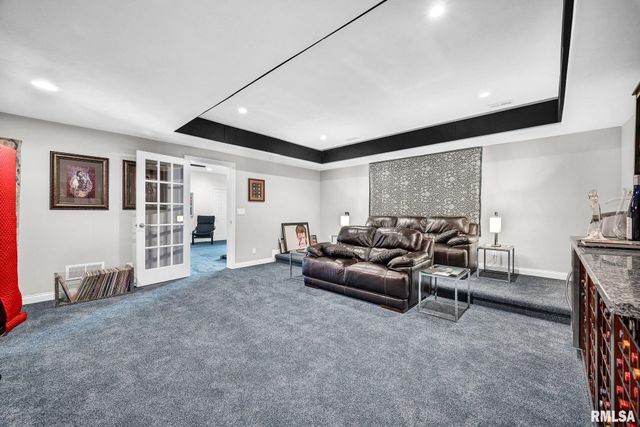 216 HIDDEN BROOK Drive, Groveland, IL 61535